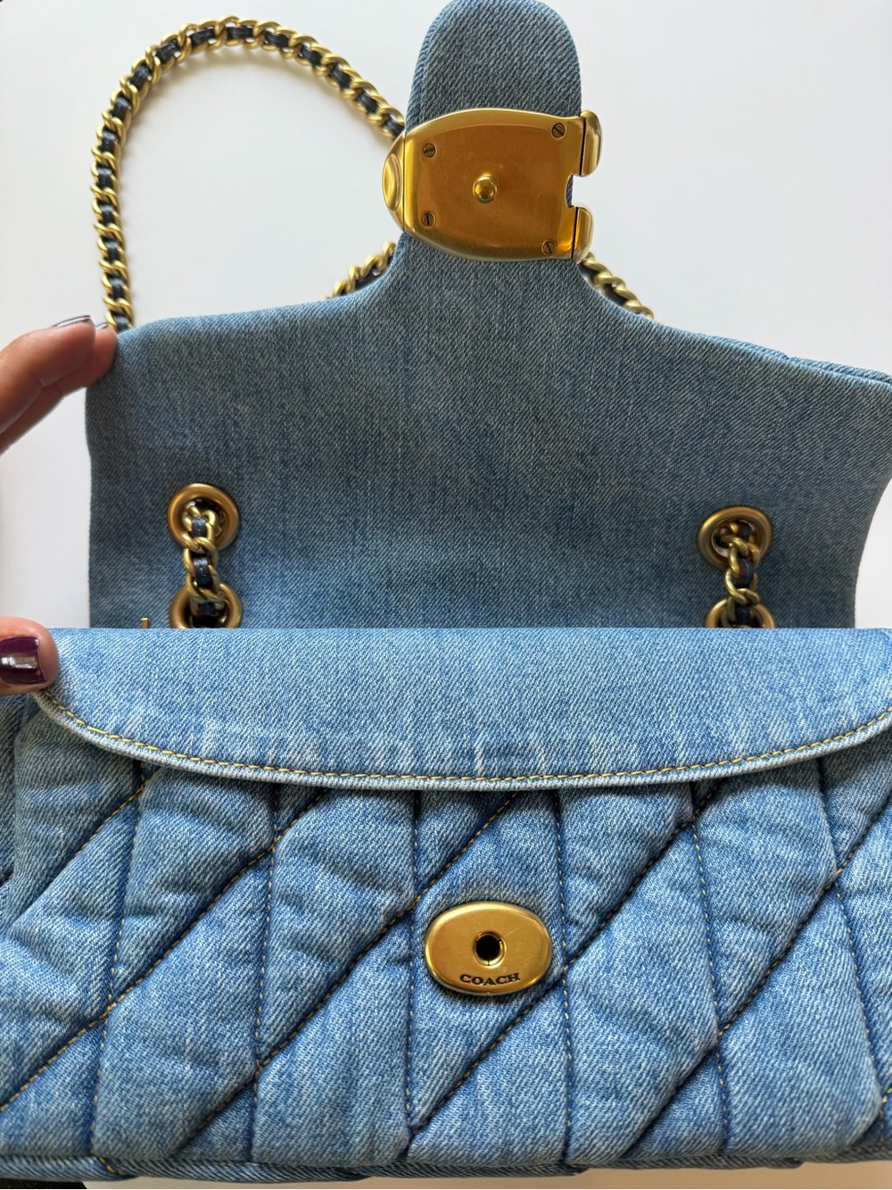 Coach Tabby 26 Quilted Denim shoulder bag. Good C hardware. - Picture 7 of 14